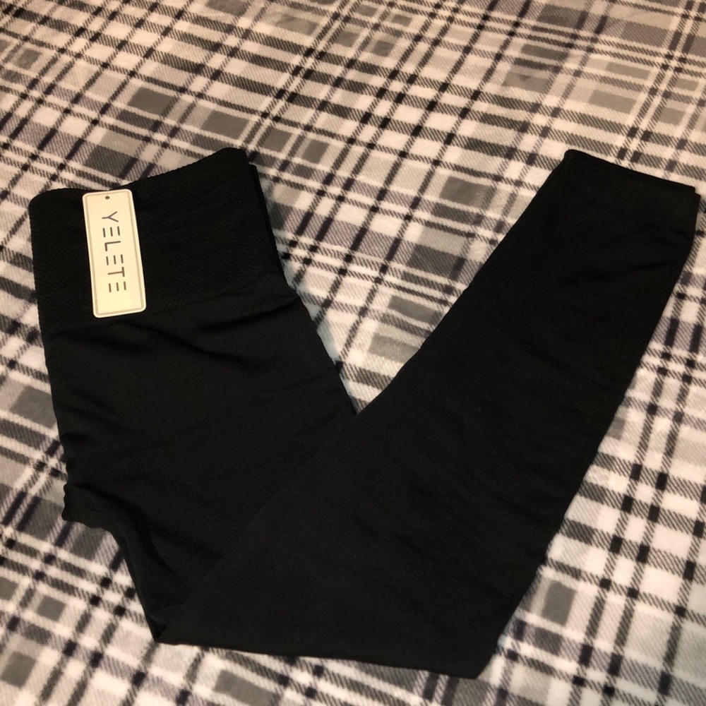 Fleece Lined Leggings✨ NWT✨